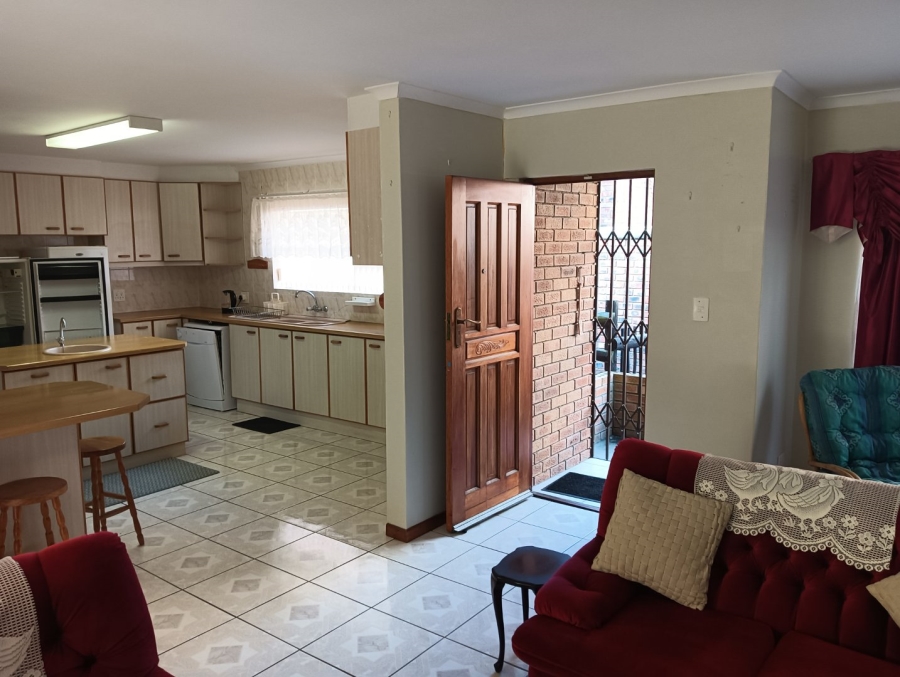 To Let 2 Bedroom Property for Rent in Hersham Western Cape